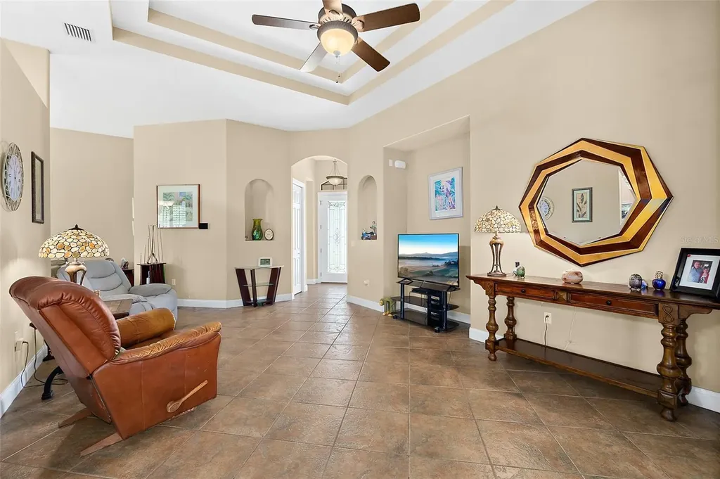 110 S Hummingbird Place Palm Coast FL 32164