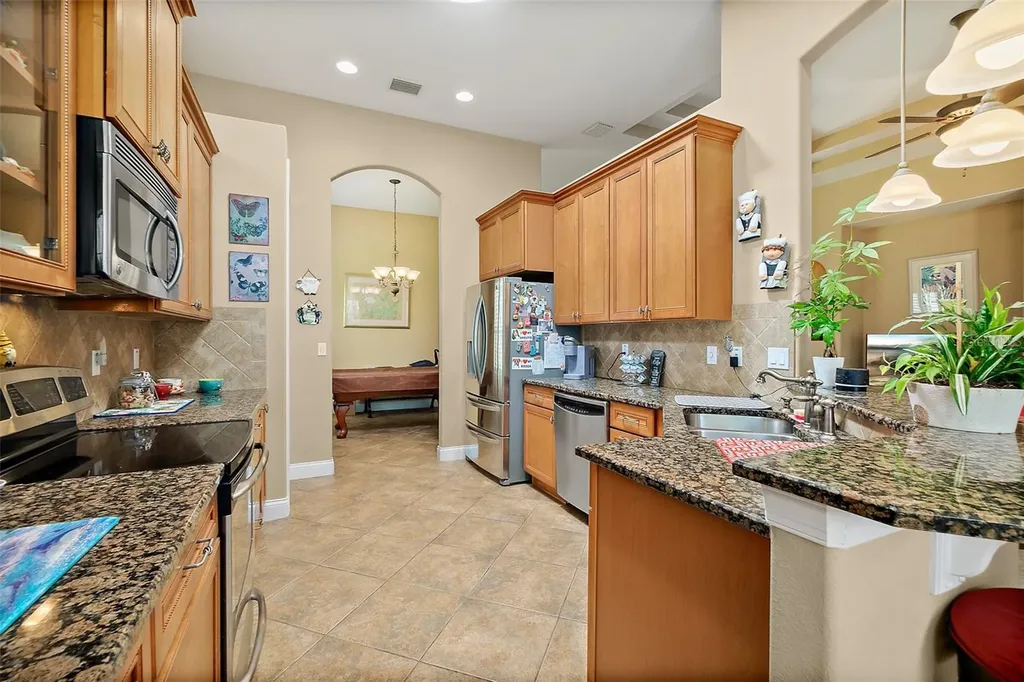 110 S Hummingbird Place Palm Coast FL 32164