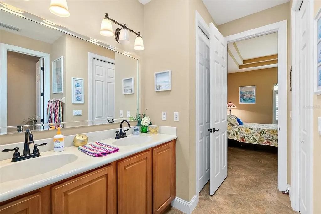 110 S Hummingbird Place Palm Coast FL 32164