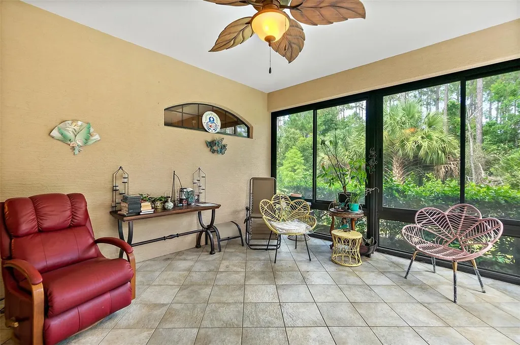 110 S Hummingbird Place Palm Coast FL 32164