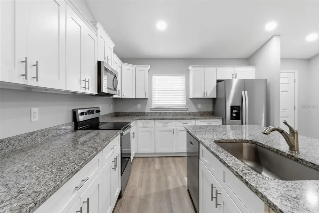 9198/9200 N Peachtree Way Citrus Springs FL 34434