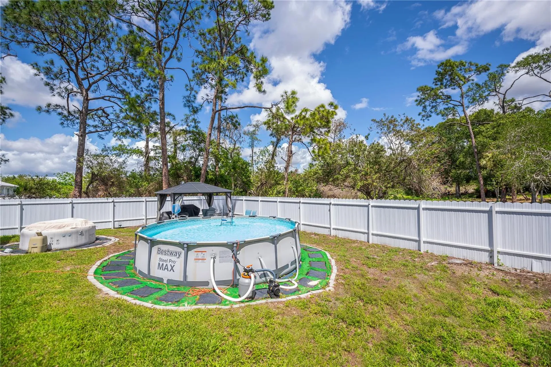 7081 Brazil Circle Labelle FL 33935