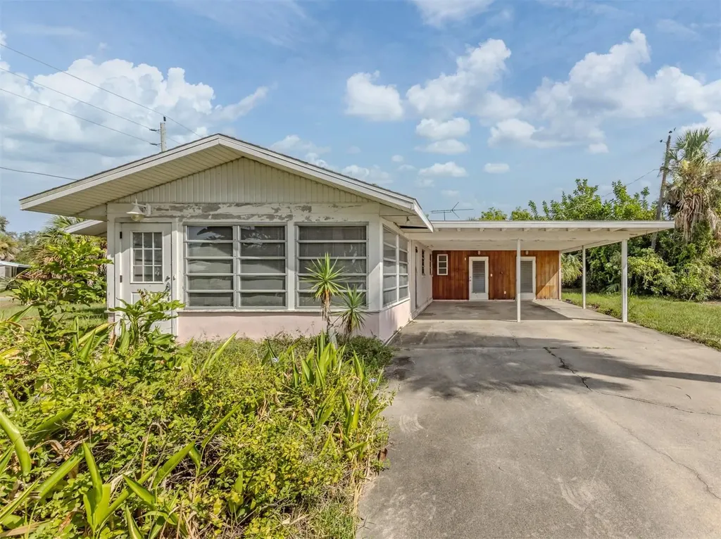 730 S Venice Boulevard Venice FL 34293
