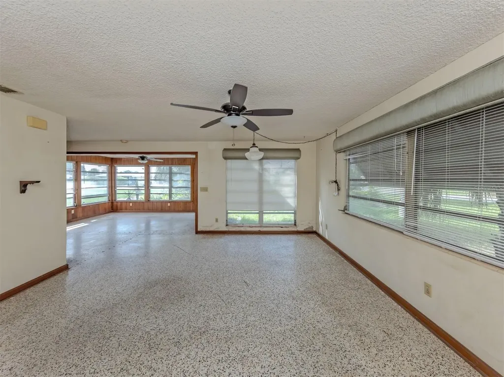 730 S Venice Boulevard Venice FL 34293
