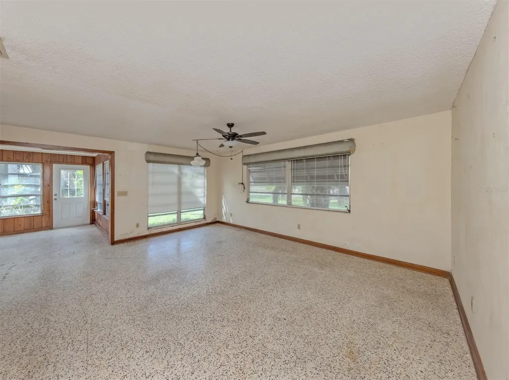 730 S Venice Boulevard Venice FL 34293