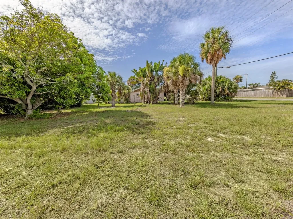 730 S Venice Boulevard Venice FL 34293