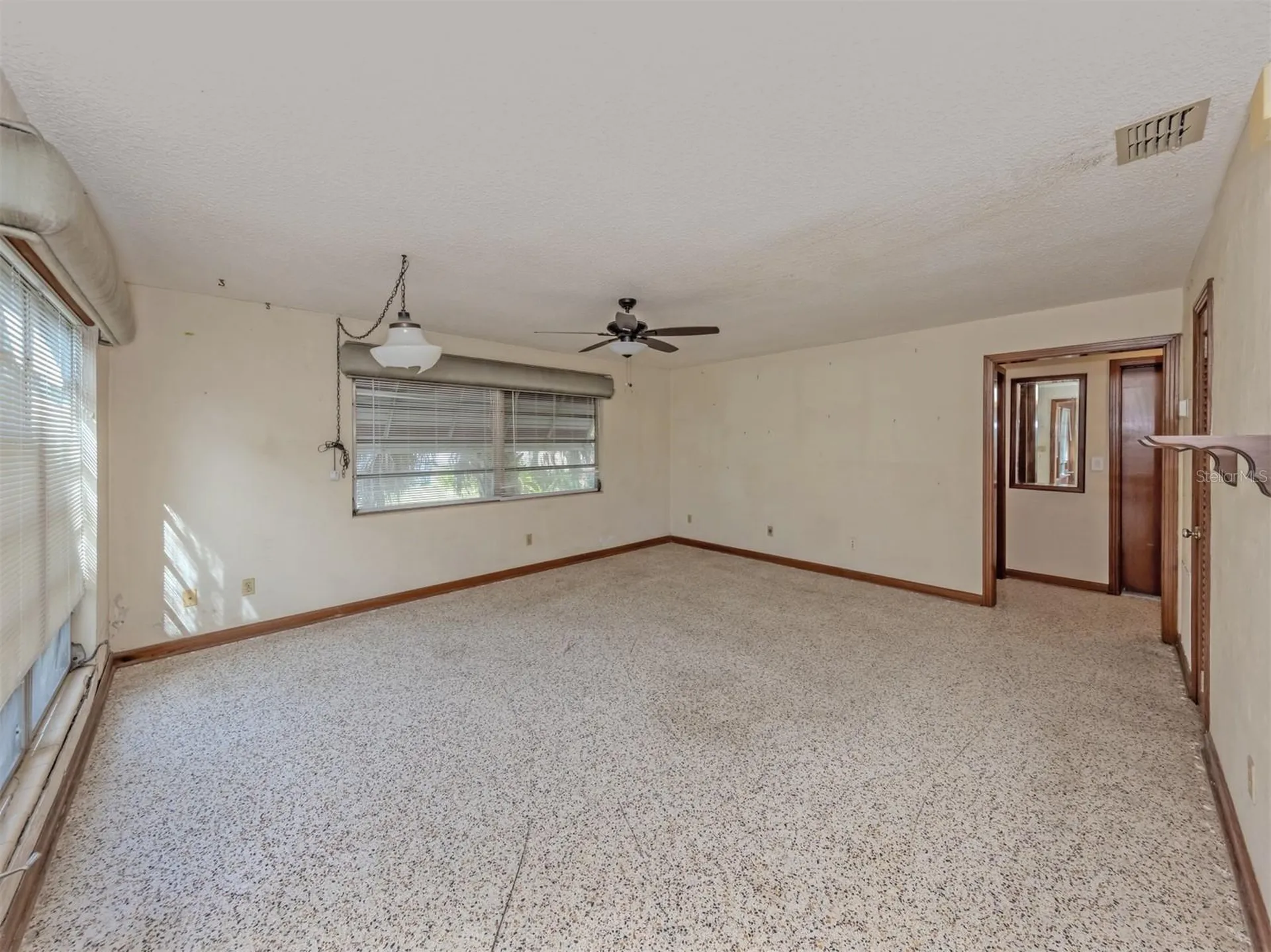 730 S Venice Boulevard Venice FL 34293