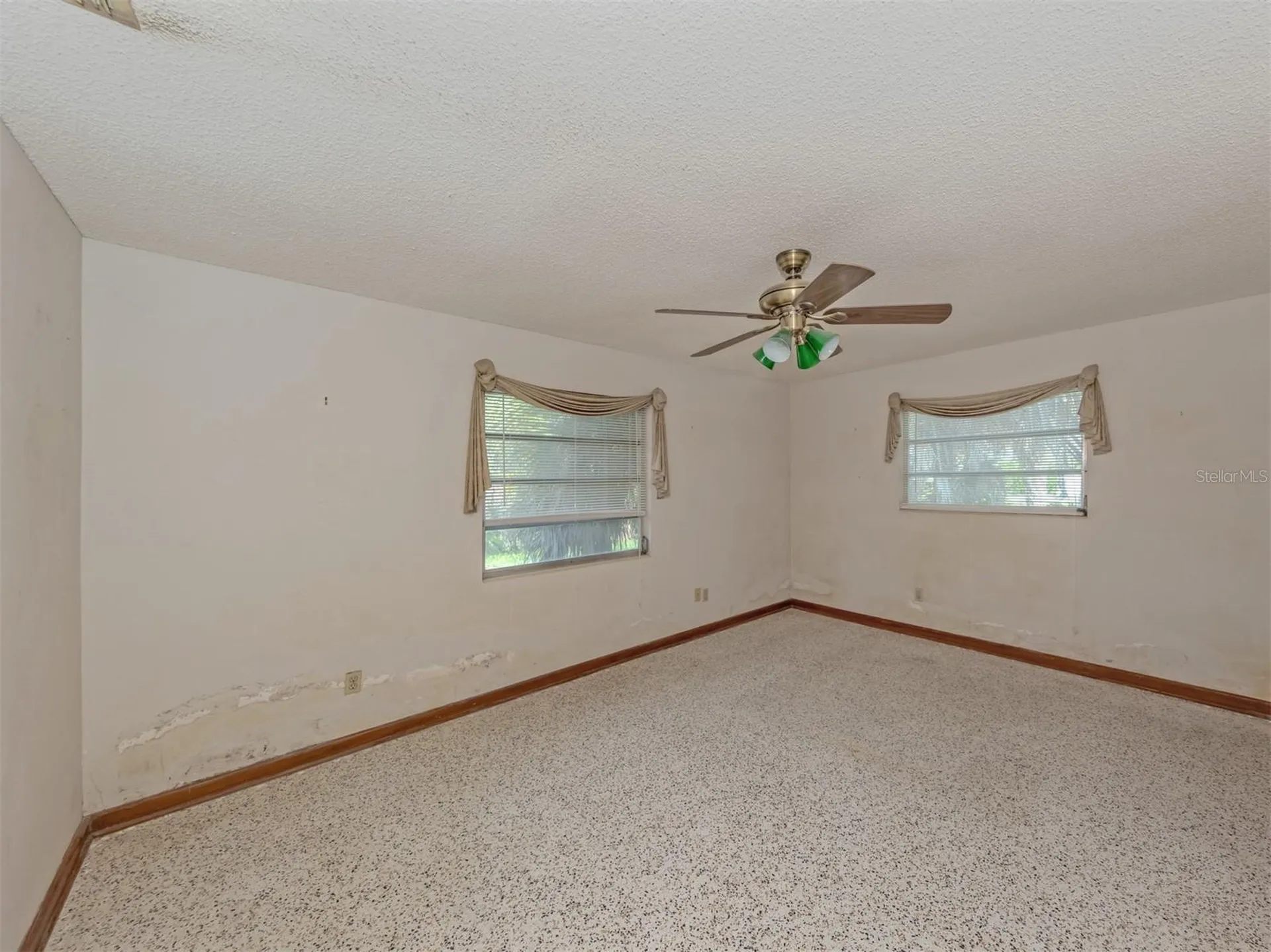 730 S Venice Boulevard Venice FL 34293
