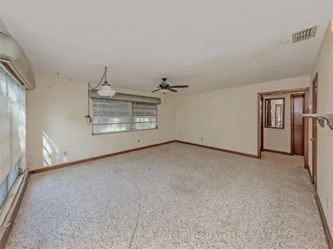 730 S Venice Boulevard Venice FL 34293