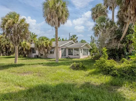 730 S Venice Boulevard Venice FL 34293