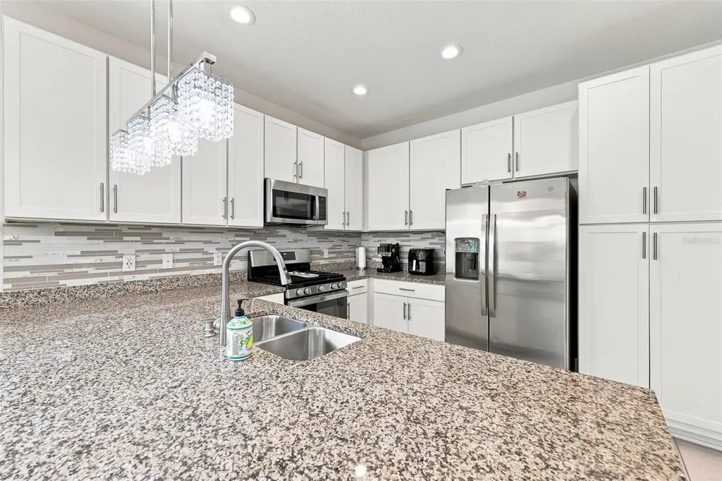 5124 Highland Pointe Court Wimauma FL 33598