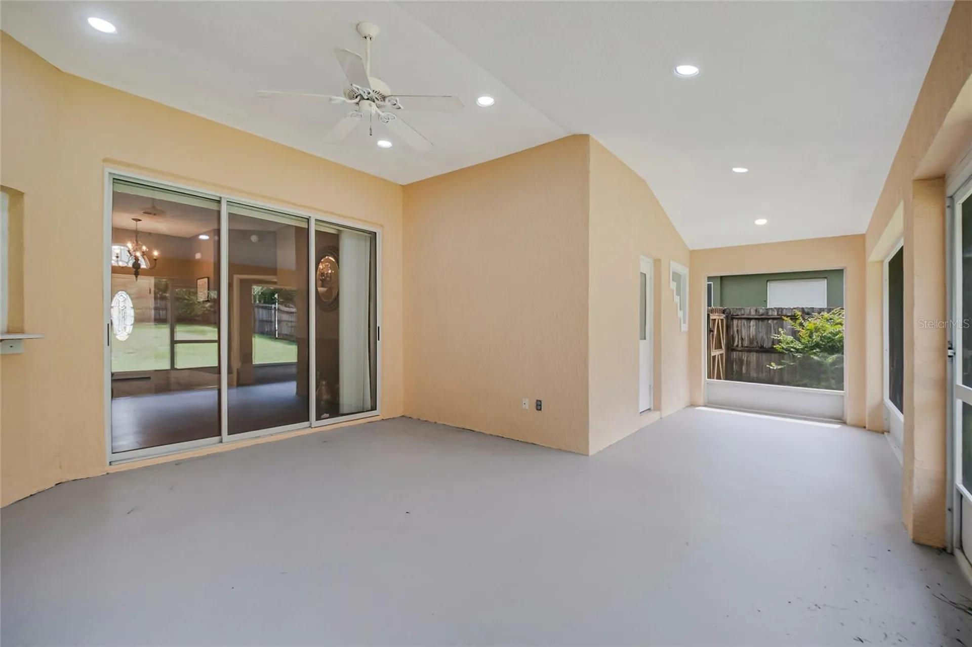 2672 Lake Jackson Circle Apopka FL 32703