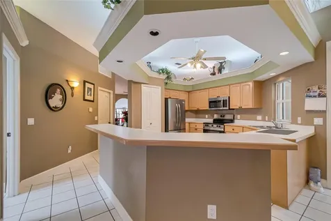 2672 Lake Jackson Circle Apopka FL 32703