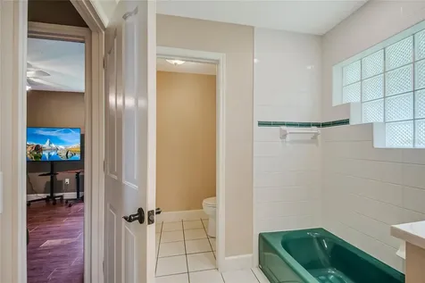 2672 Lake Jackson Circle Apopka FL 32703