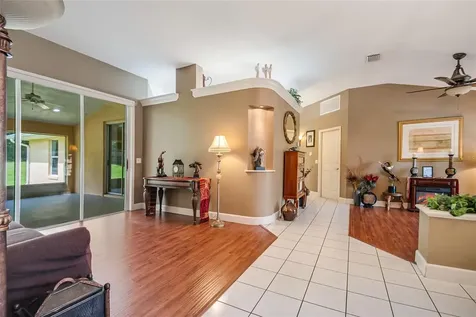 2672 Lake Jackson Circle Apopka FL 32703