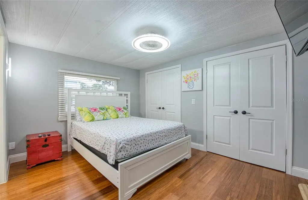 407 Dolphin Drive S Oldsmar FL 34677