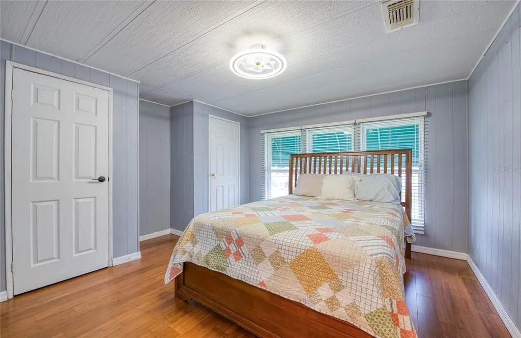 407 Dolphin Drive S Oldsmar FL 34677