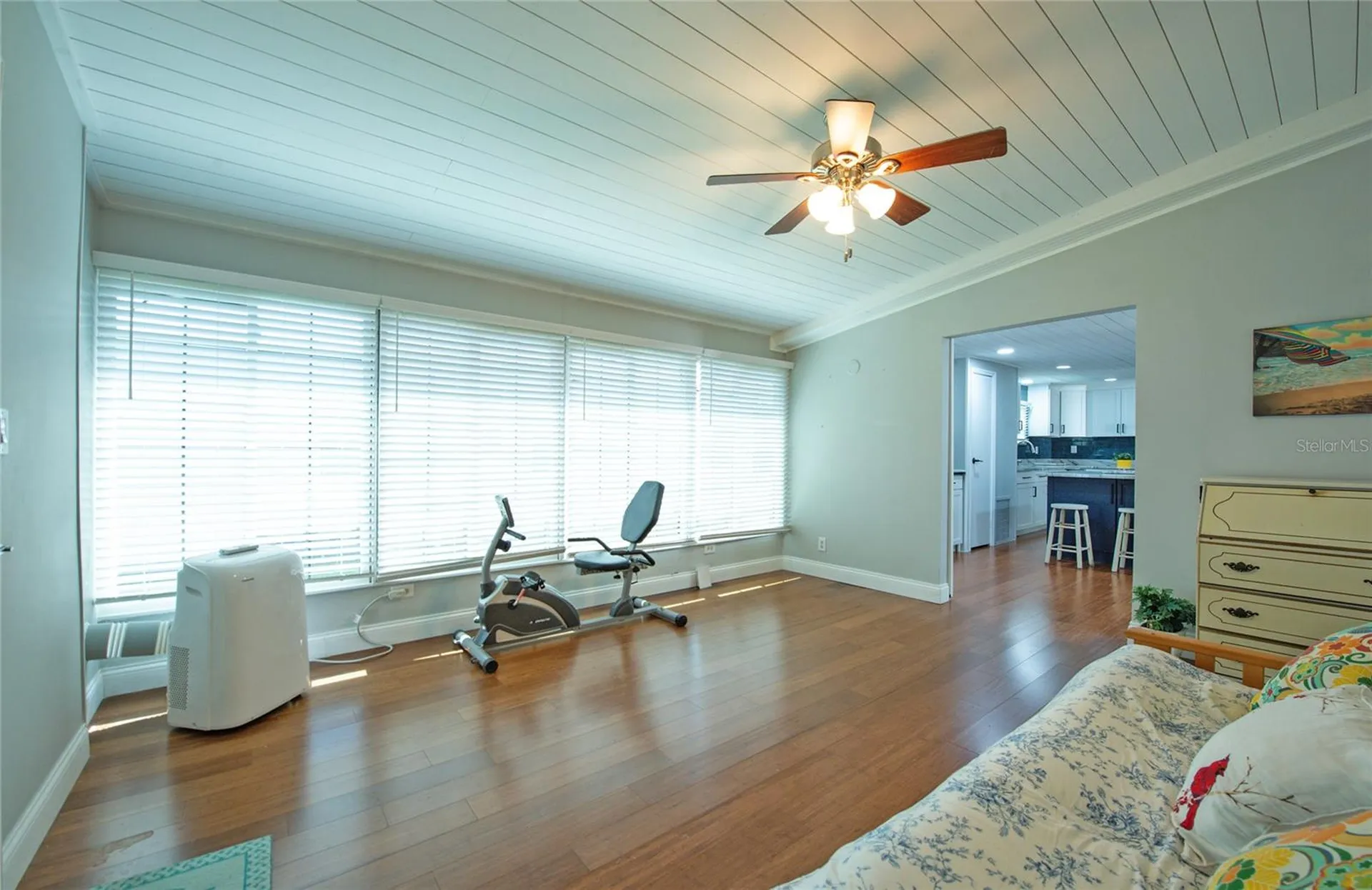 407 Dolphin Drive S Oldsmar FL 34677