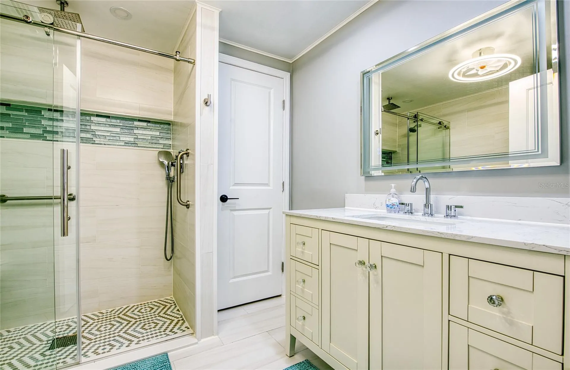 407 Dolphin Drive S Oldsmar FL 34677