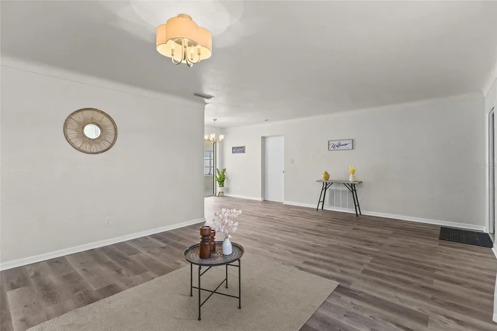 1200 63rd Avenue N St Petersburg FL 33702