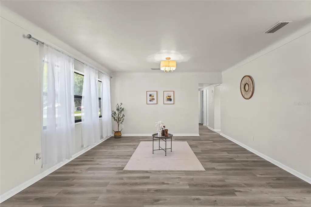 1200 63rd Avenue N St Petersburg FL 33702