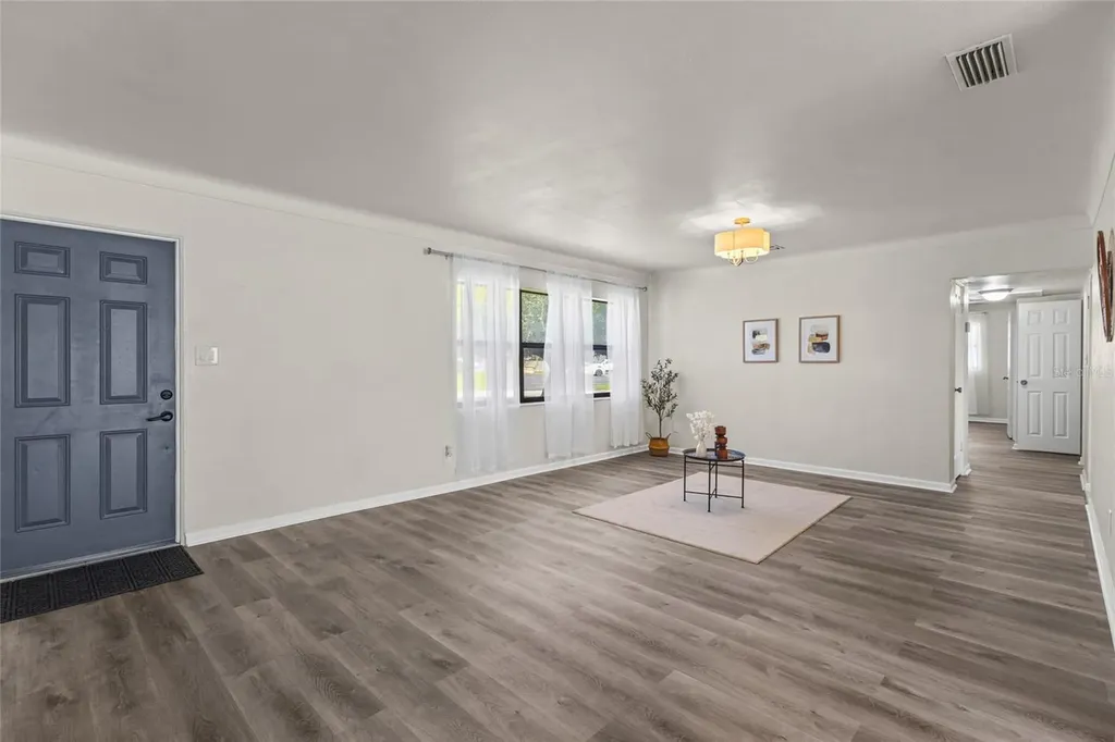 1200 63rd Avenue N St Petersburg FL 33702