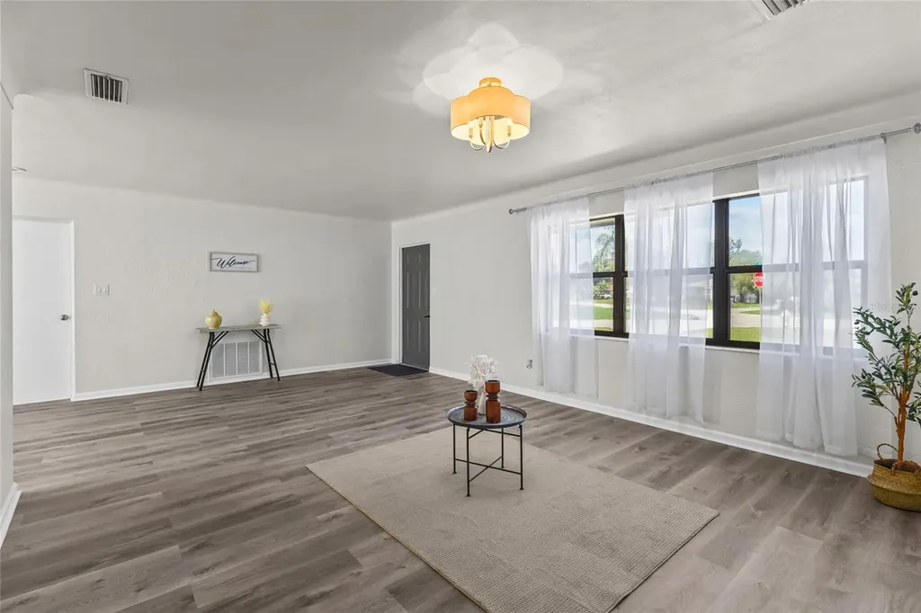 1200 63rd Avenue N St Petersburg FL 33702