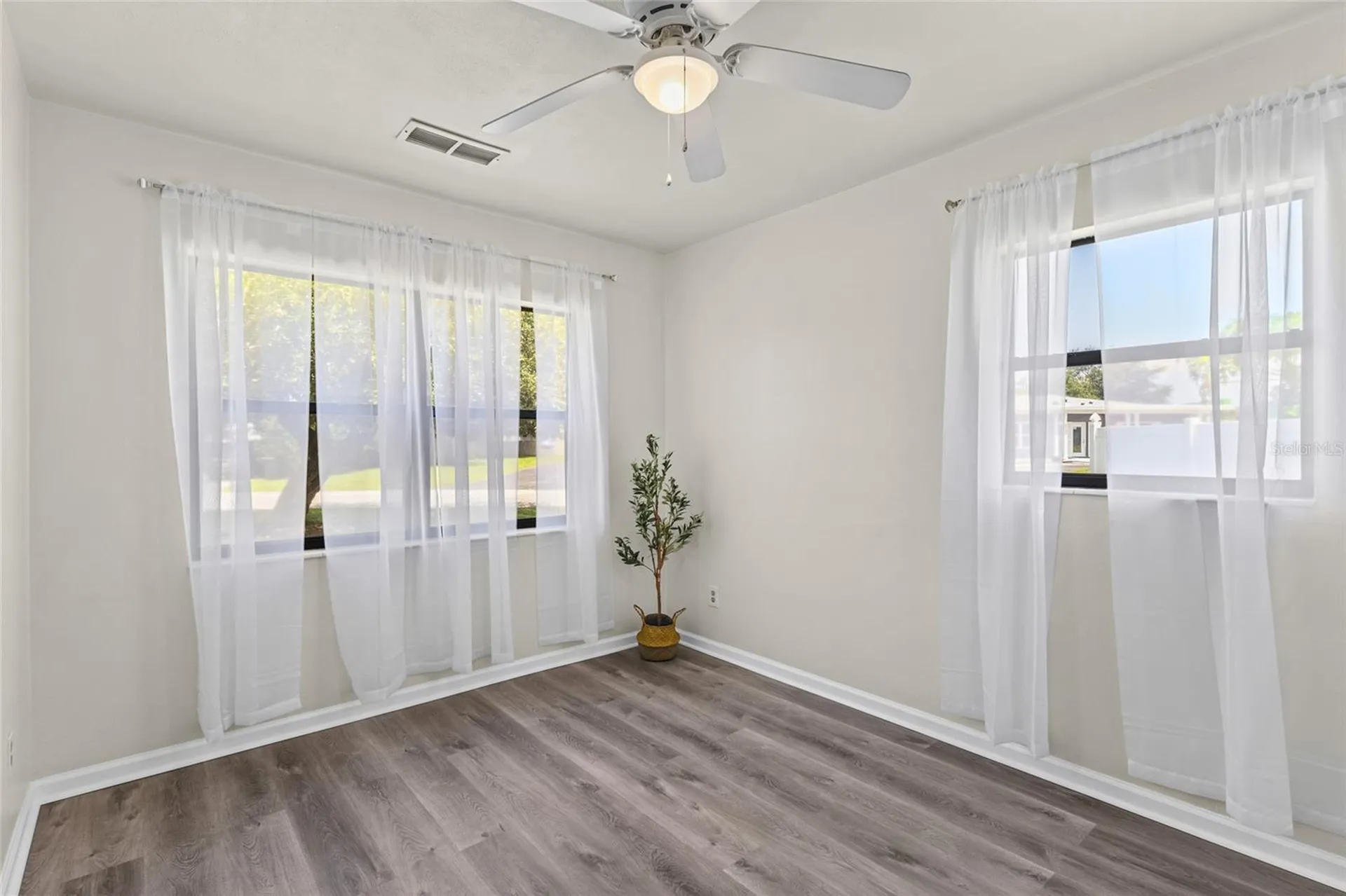 1200 63rd Avenue N St Petersburg FL 33702