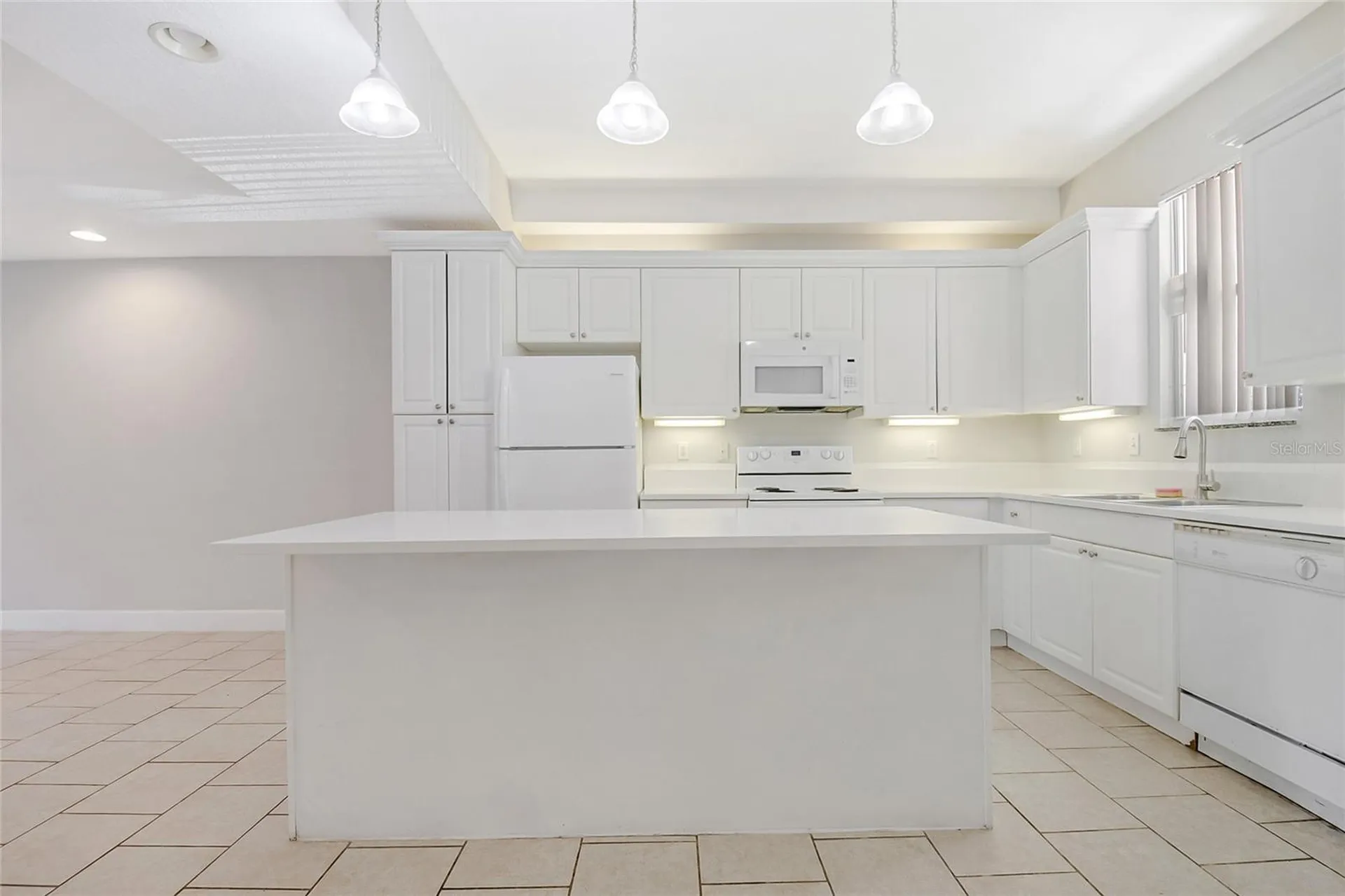 608 Cornerstone Drive Kissimmee FL 34744