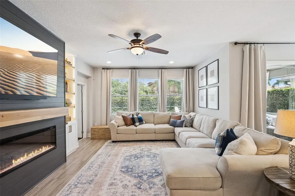 219 Verde Way Debary FL 32713