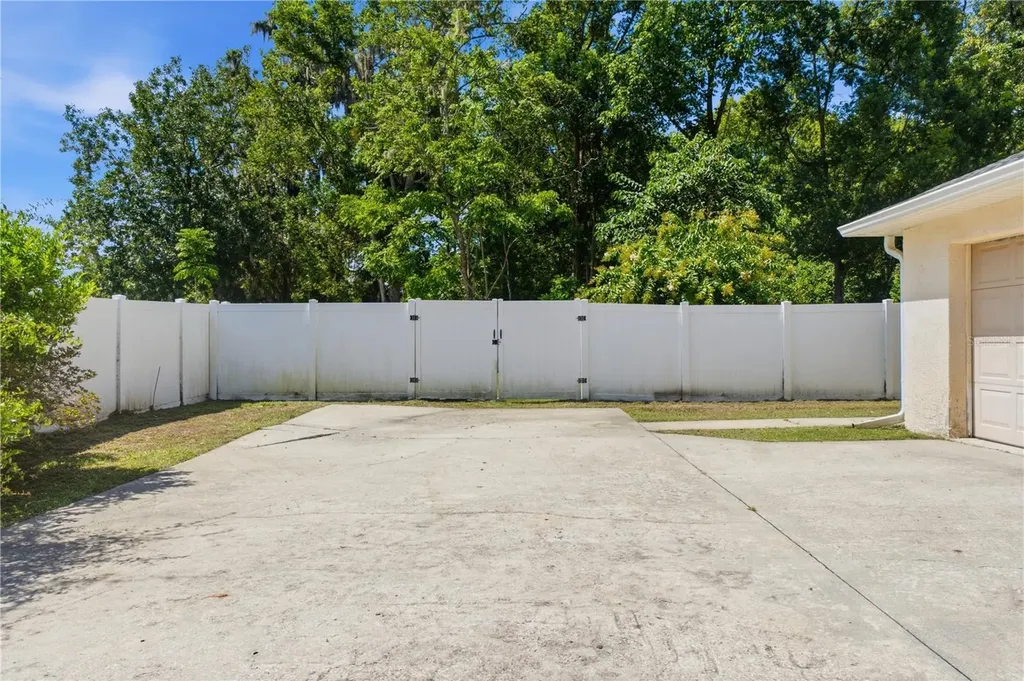 3944 NE 7th Street Ocala FL 34470