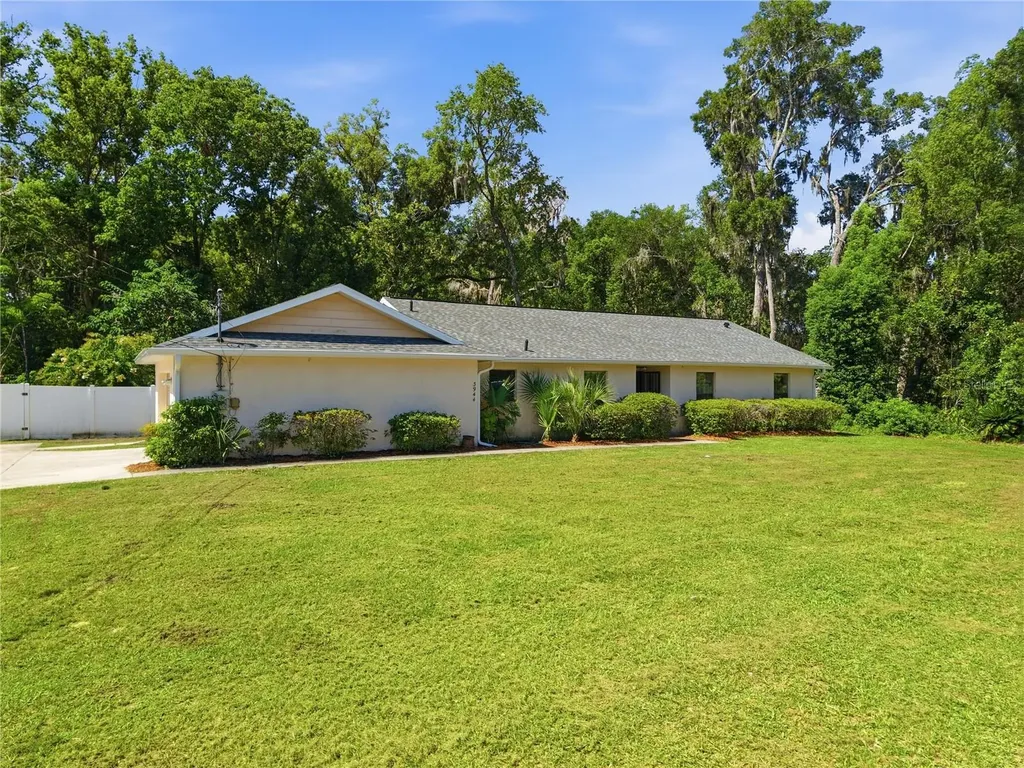 3944 NE 7th Street Ocala FL 34470