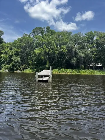102 Cedar Creek Road Palatka FL 32177