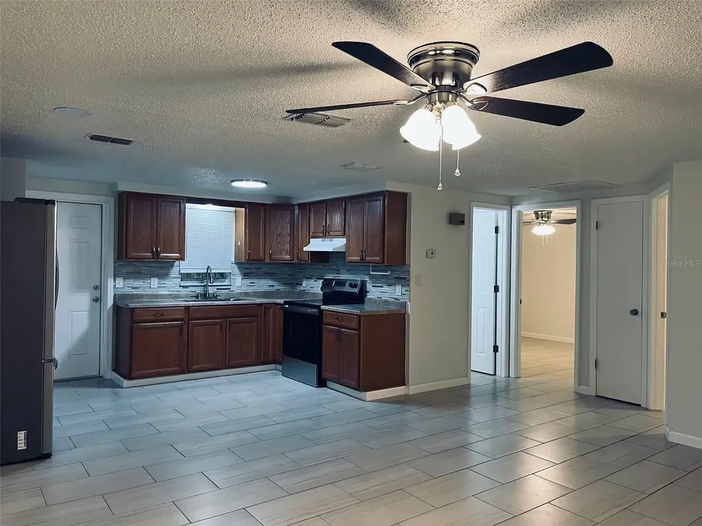5323 Satsuma Drive Zephyrhills FL 33542