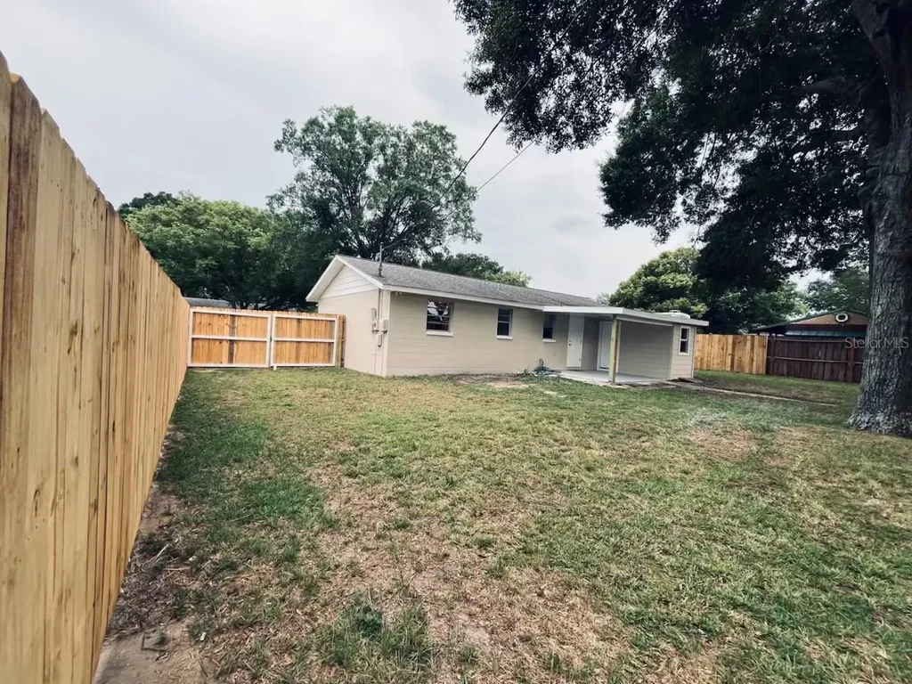 5323 Satsuma Drive Zephyrhills FL 33542