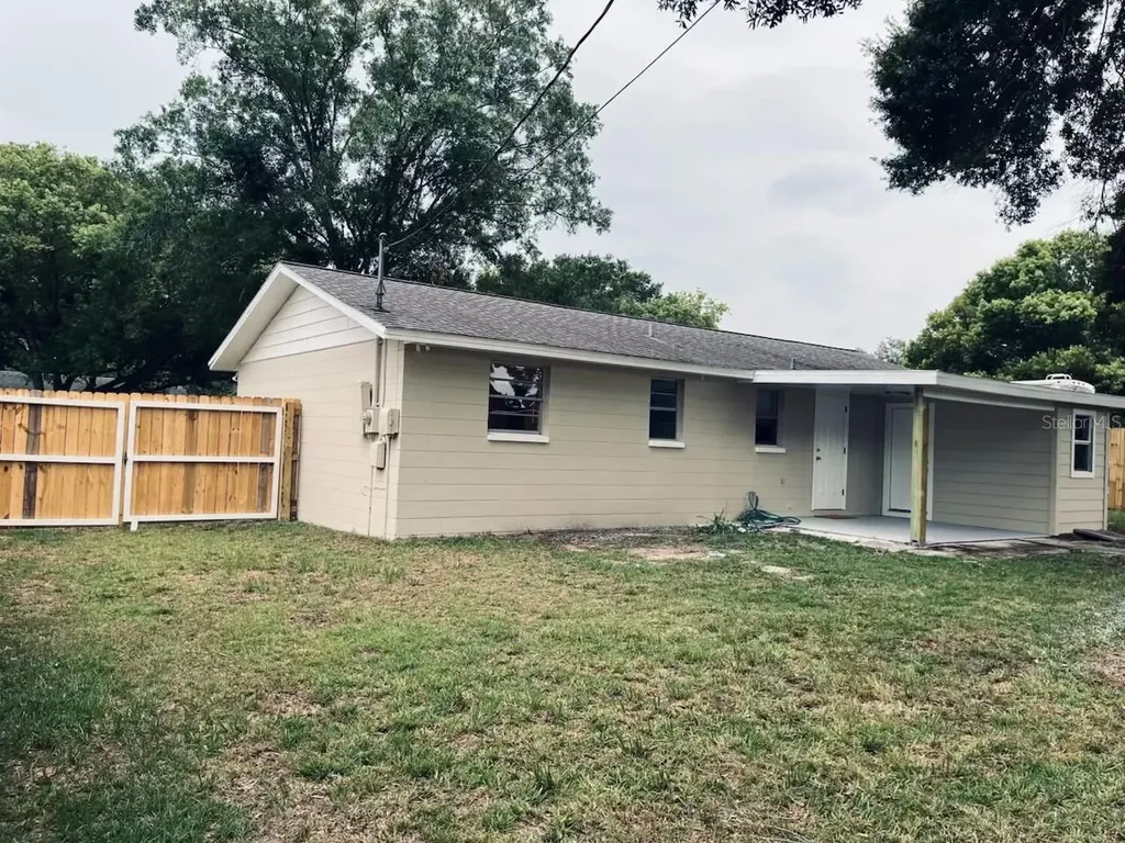 5323 Satsuma Drive Zephyrhills FL 33542