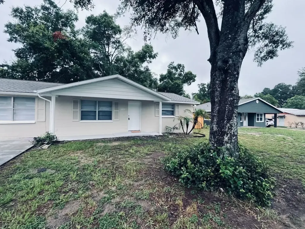 5323 Satsuma Drive Zephyrhills FL 33542