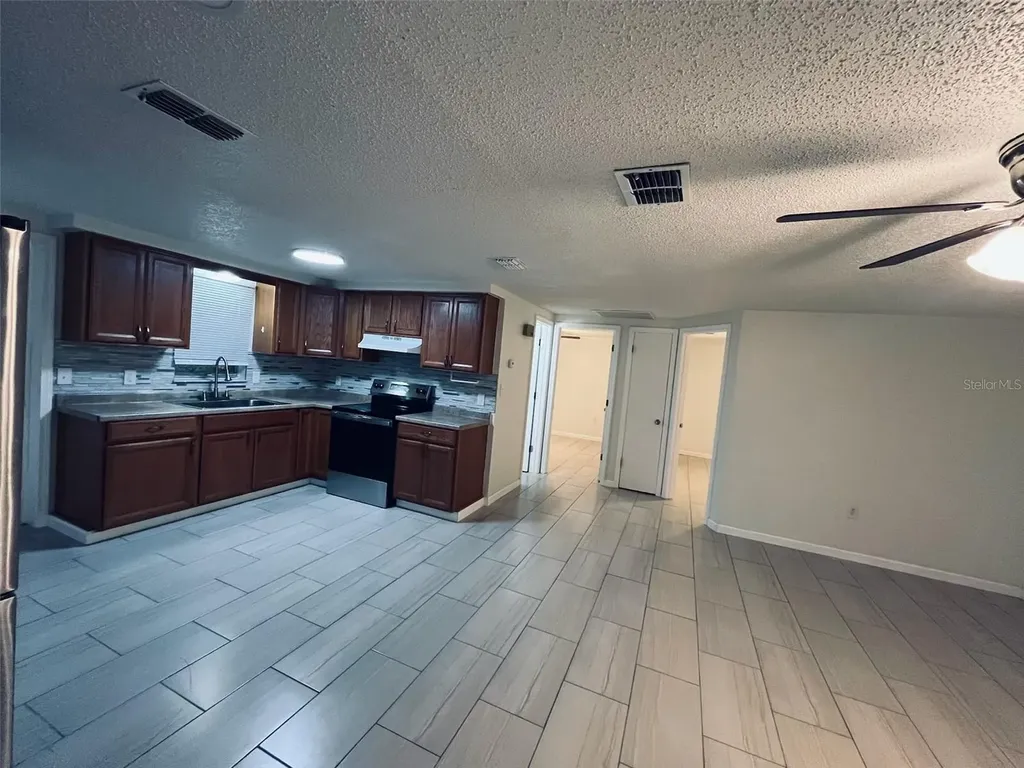 5323 Satsuma Drive Zephyrhills FL 33542