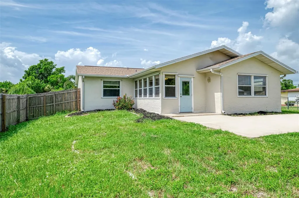 166 Chatham Street NW Port Charlotte FL 33952