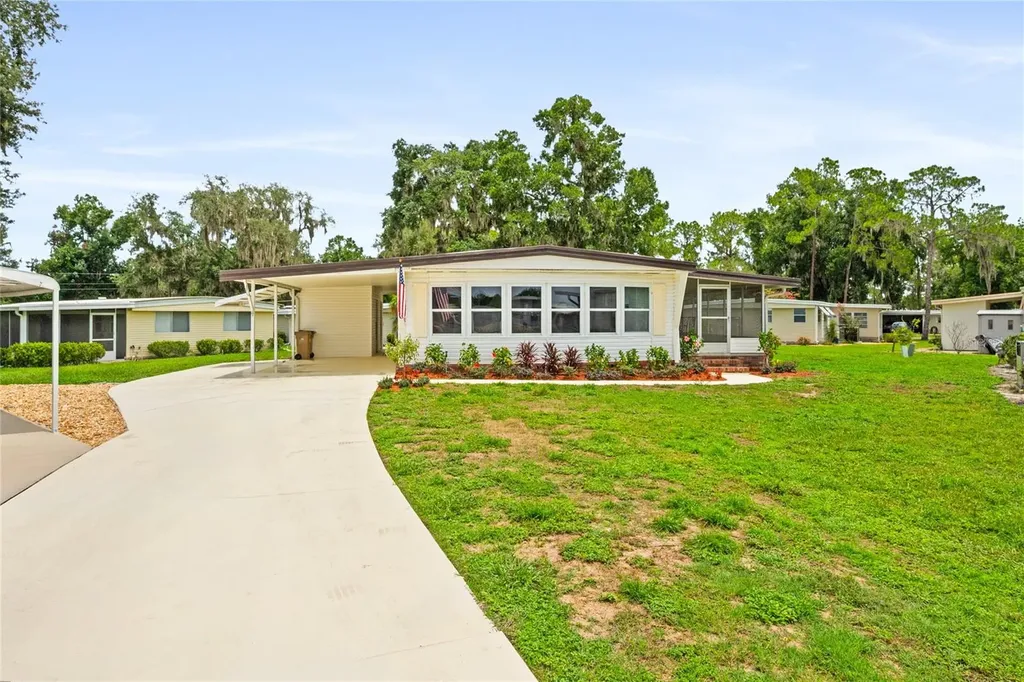150 Azalea Trail Leesburg FL 34748