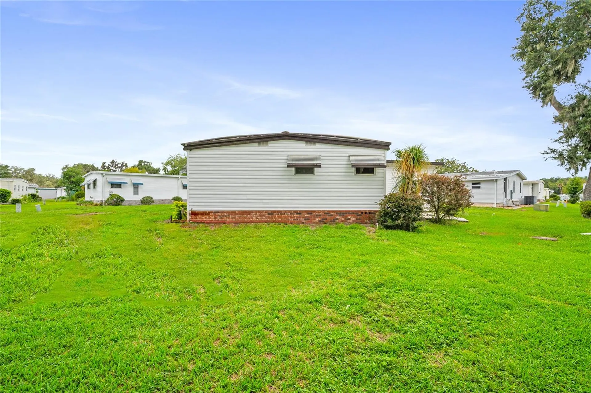 150 Azalea Trail Leesburg FL 34748