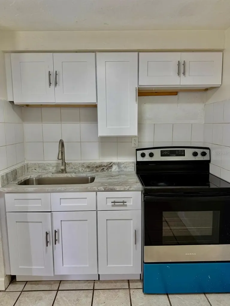 4250 46th St Petersburg FL 33714