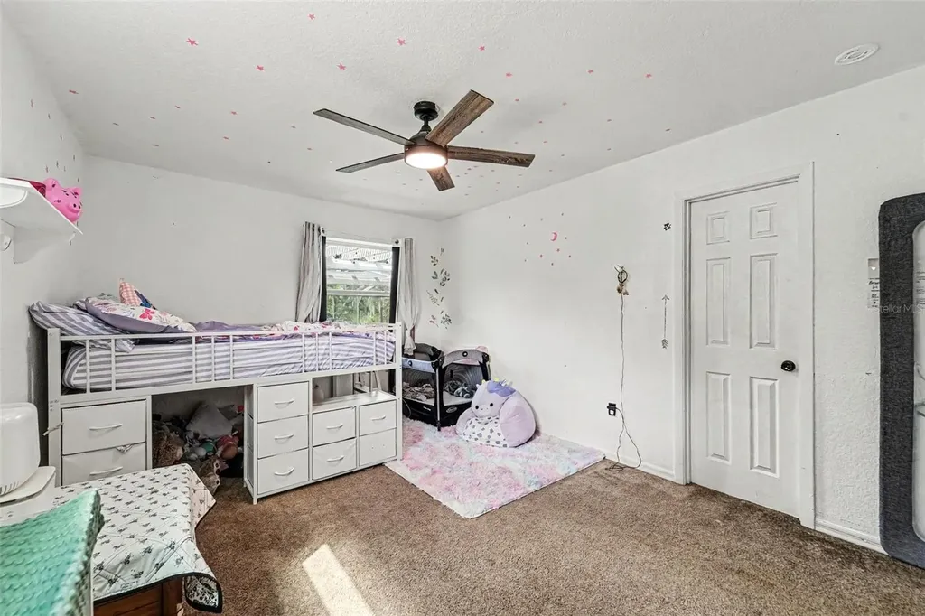 7238 Hillcrest Street Leesburg FL 34748