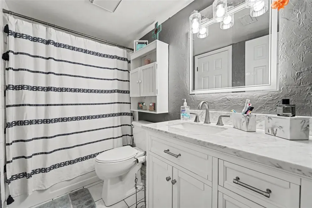 7238 Hillcrest Street Leesburg FL 34748