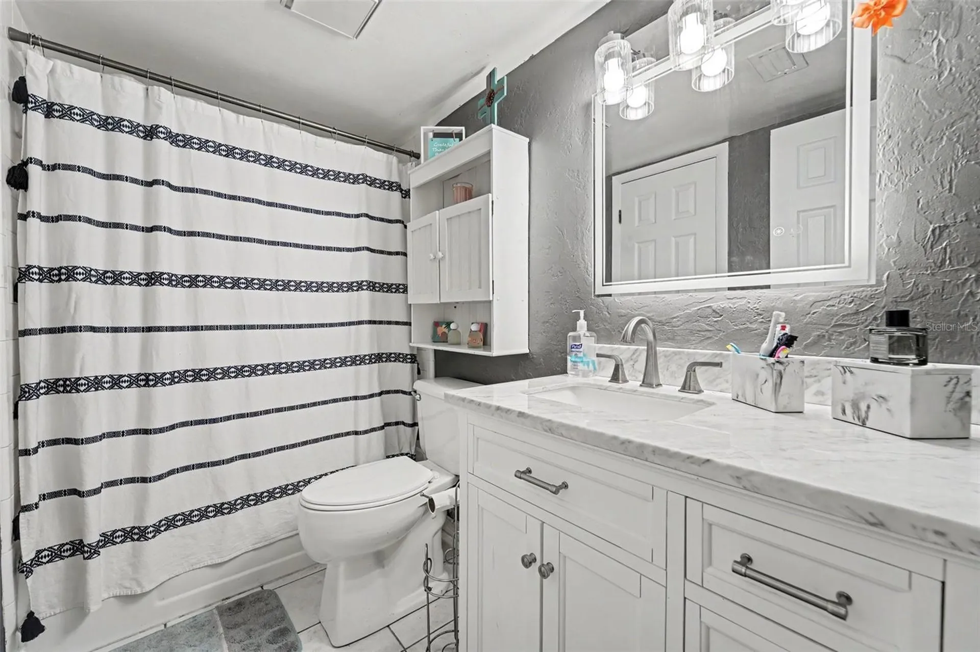 7238 Hillcrest Street Leesburg FL 34748