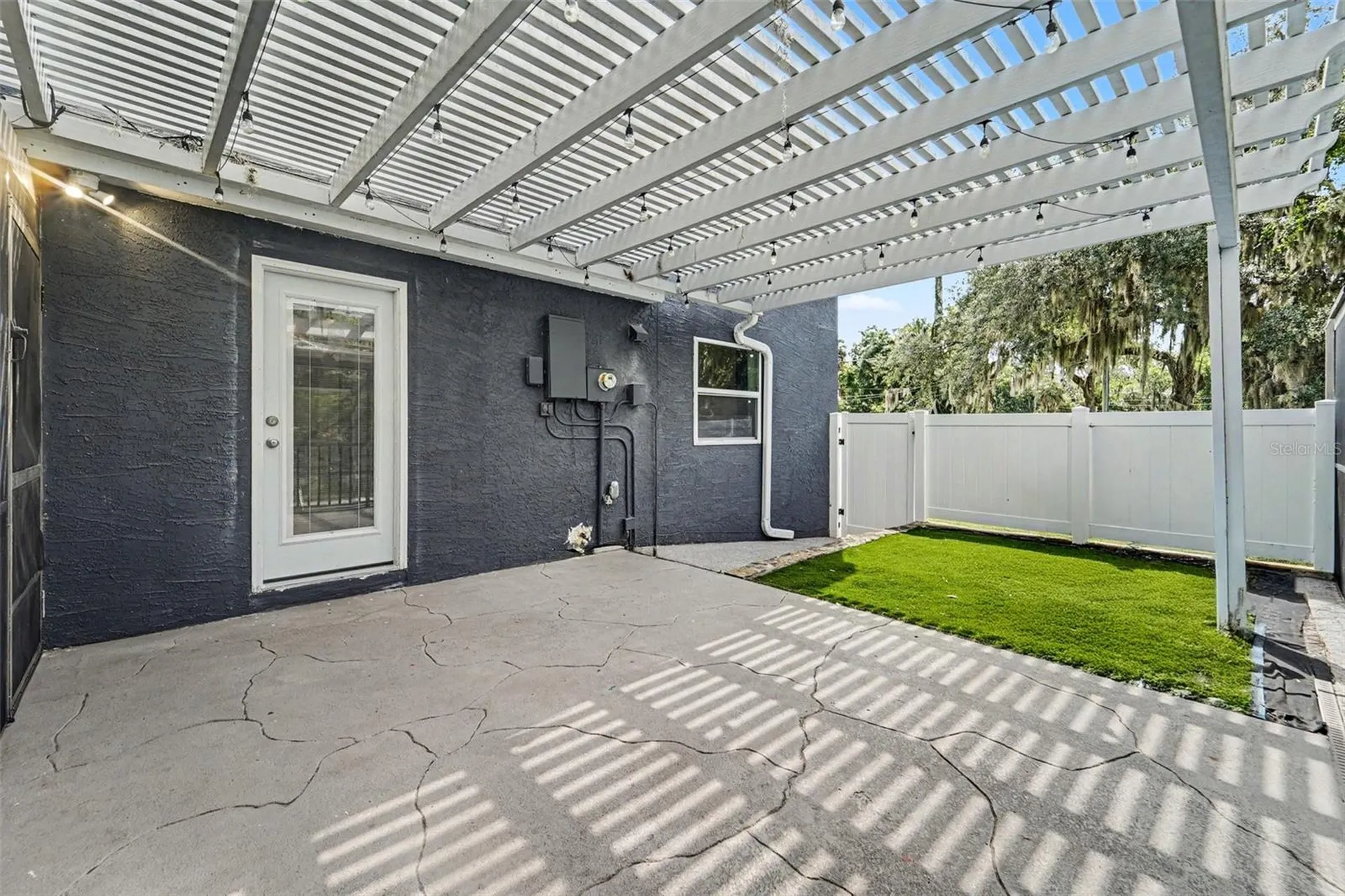 7238 Hillcrest Street Leesburg FL 34748