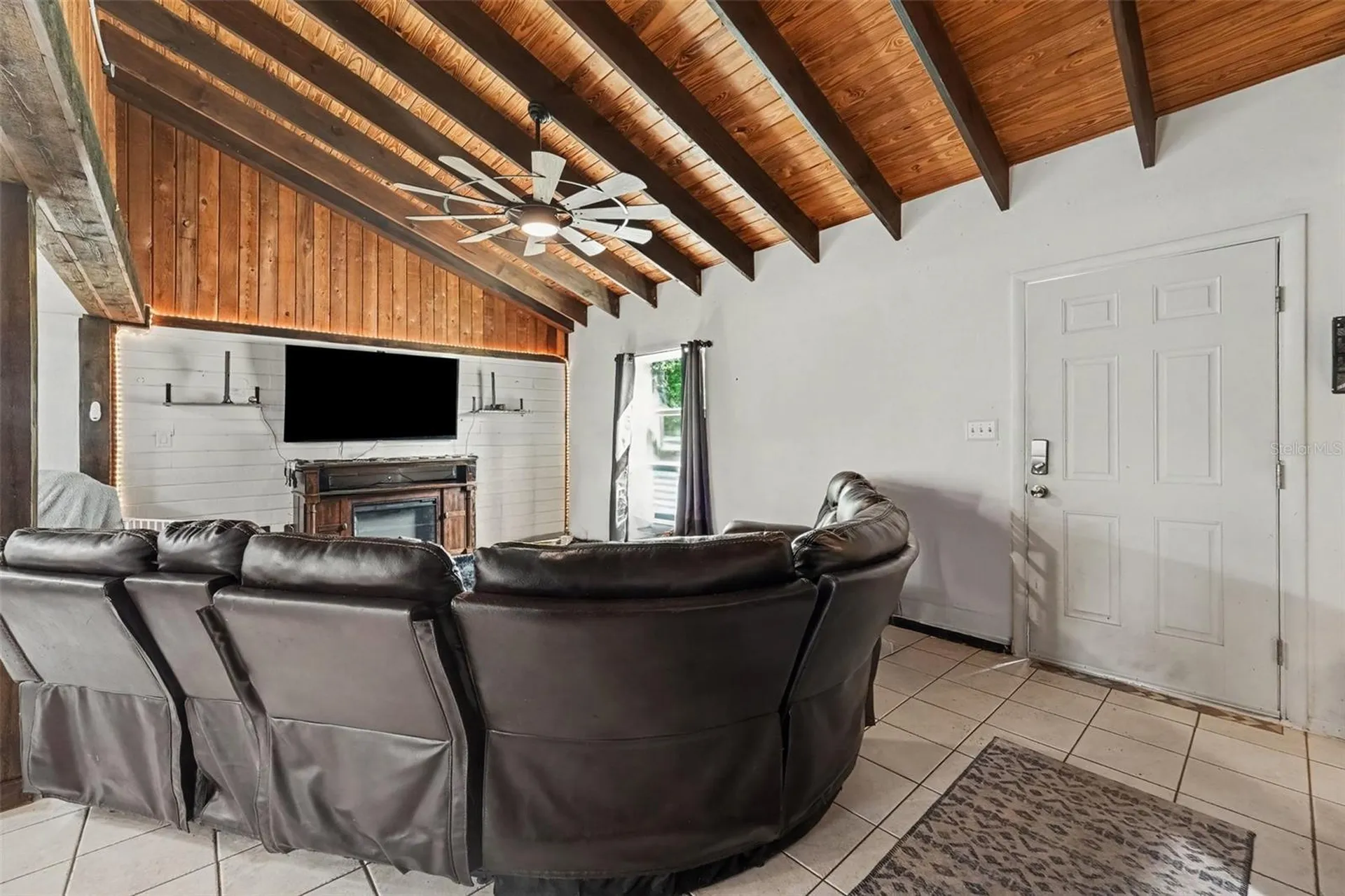 7238 Hillcrest Street Leesburg FL 34748