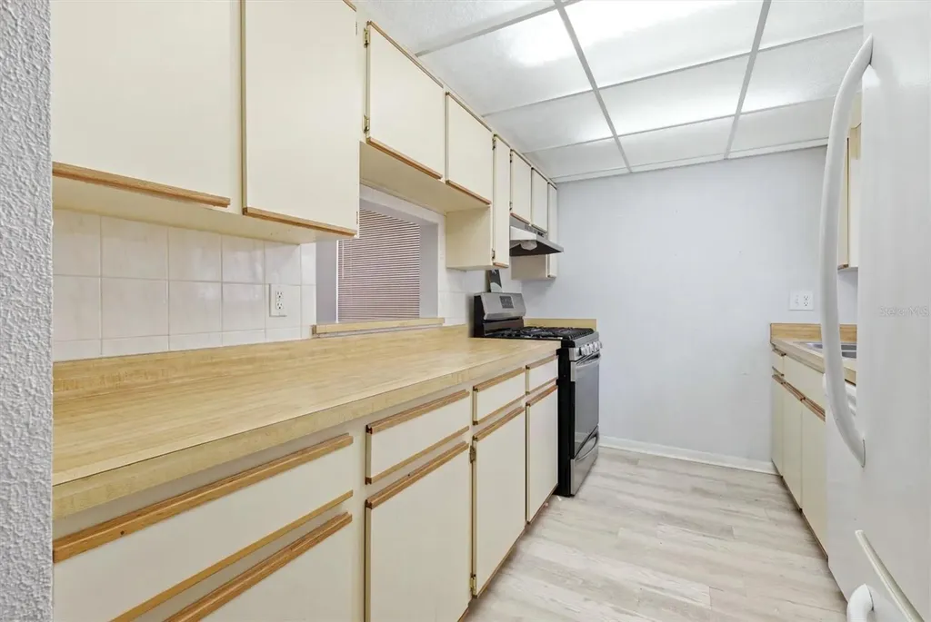 5063 Village Gardens Drive Sarasota FL 34234