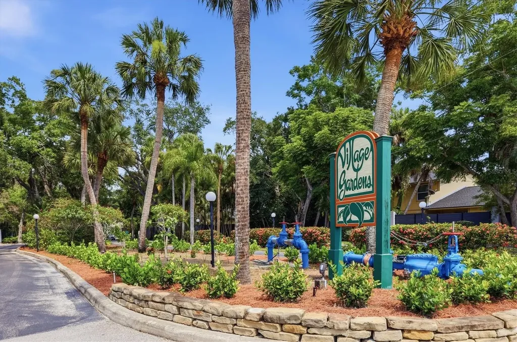 5063 Village Gardens Drive Sarasota FL 34234