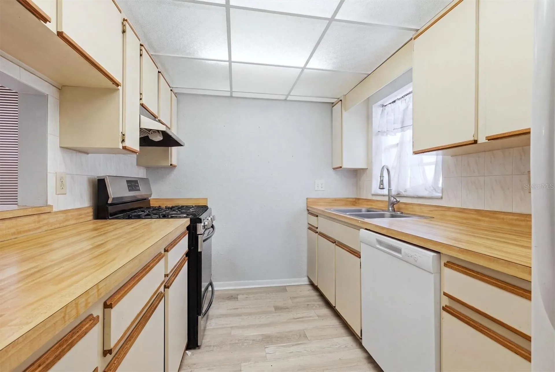 5063 Village Gardens Drive Sarasota FL 34234